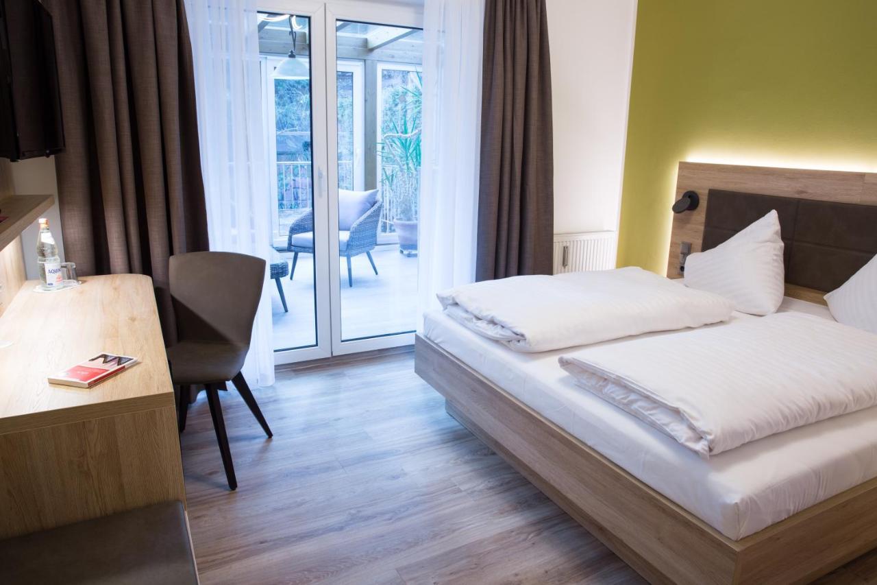 Gaestehaus Hotel Wilms โคโลญ ภายนอก รูปภาพ